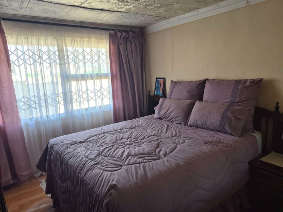 2 Bedroom Property for Sale in Kwazakhele Eastern Cape
